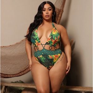 BRAND NEW ONE PIECE FLORAL SWIMSUIT WITH WOODEN RINGS